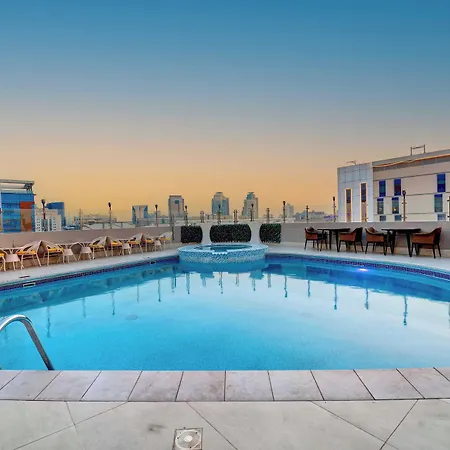 Howard Johnson Plaza By Wyndham Dubai Deira-3